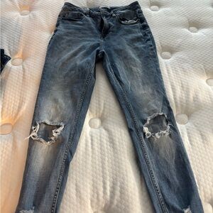Stylish Blue Distressed Women's Jeans